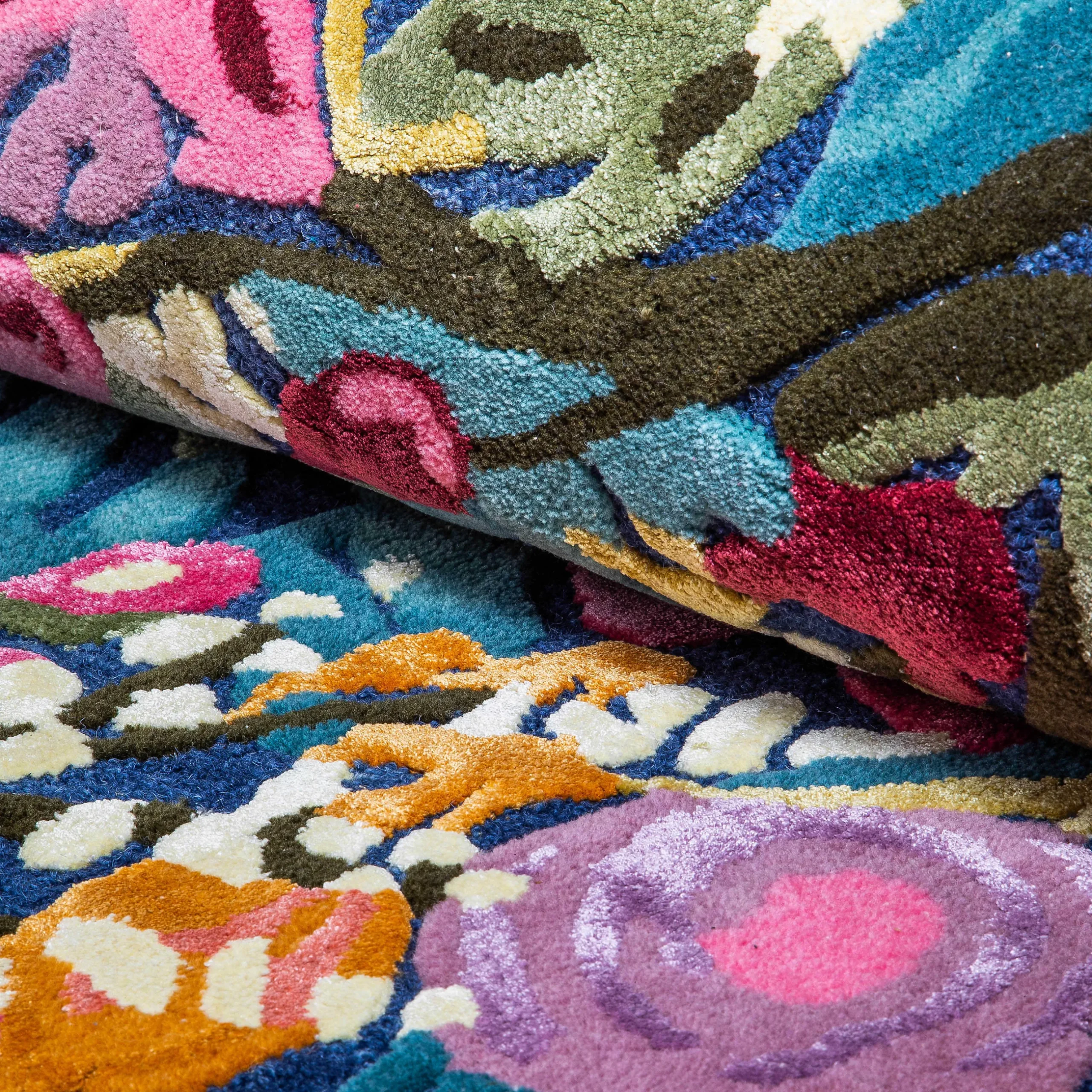 Spring|Rugs|MacKenzie-Childs Aurora Floral Royal 6' Round Rug
