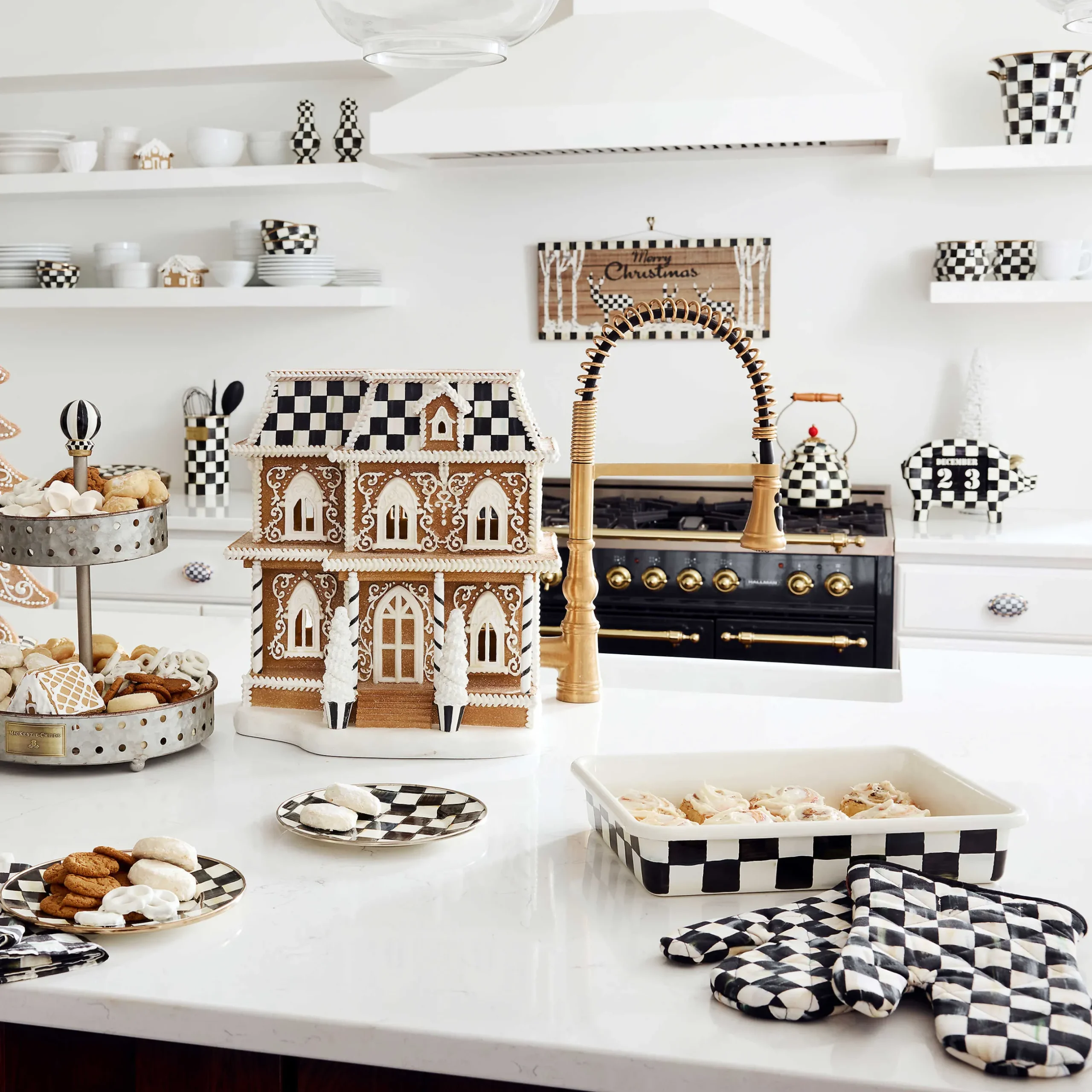 Cookware & Bakeware|MacKenzie-Childs Courtly Check Baking Set