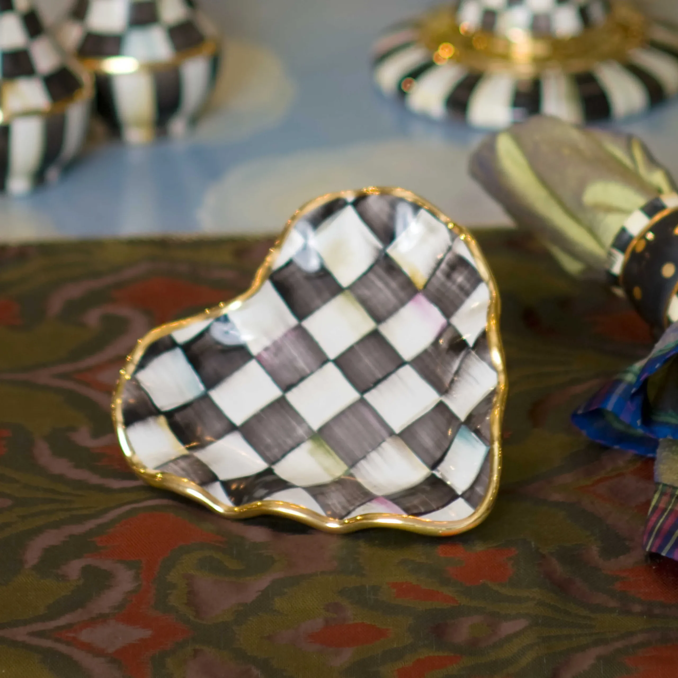 Bar Entertaining|Serveware|MacKenzie-Childs Courtly Check Fluted Heart Plate