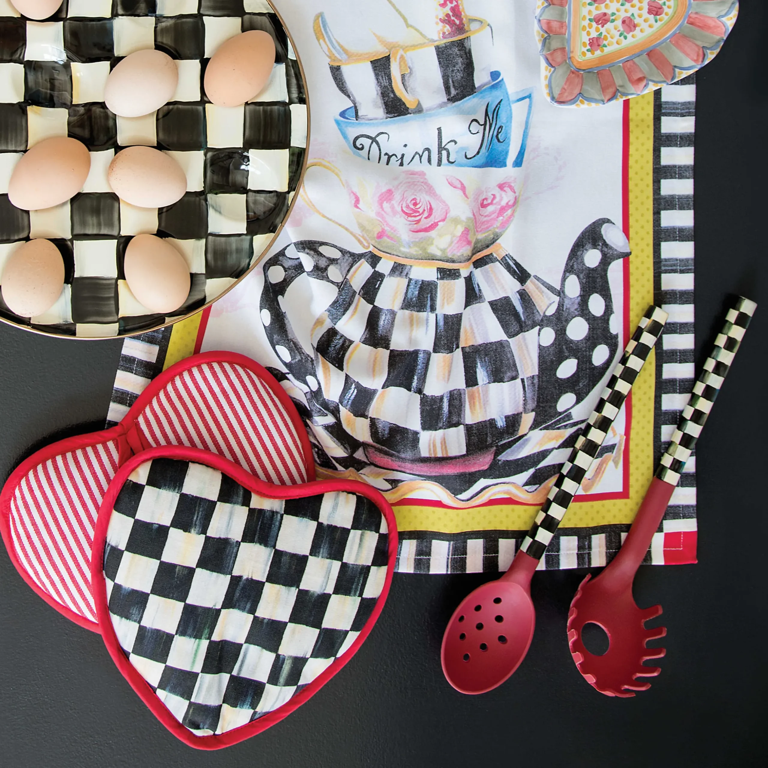 Kitchen & Table Linens|MacKenzie-Childs Courtly Check Heart Potholder