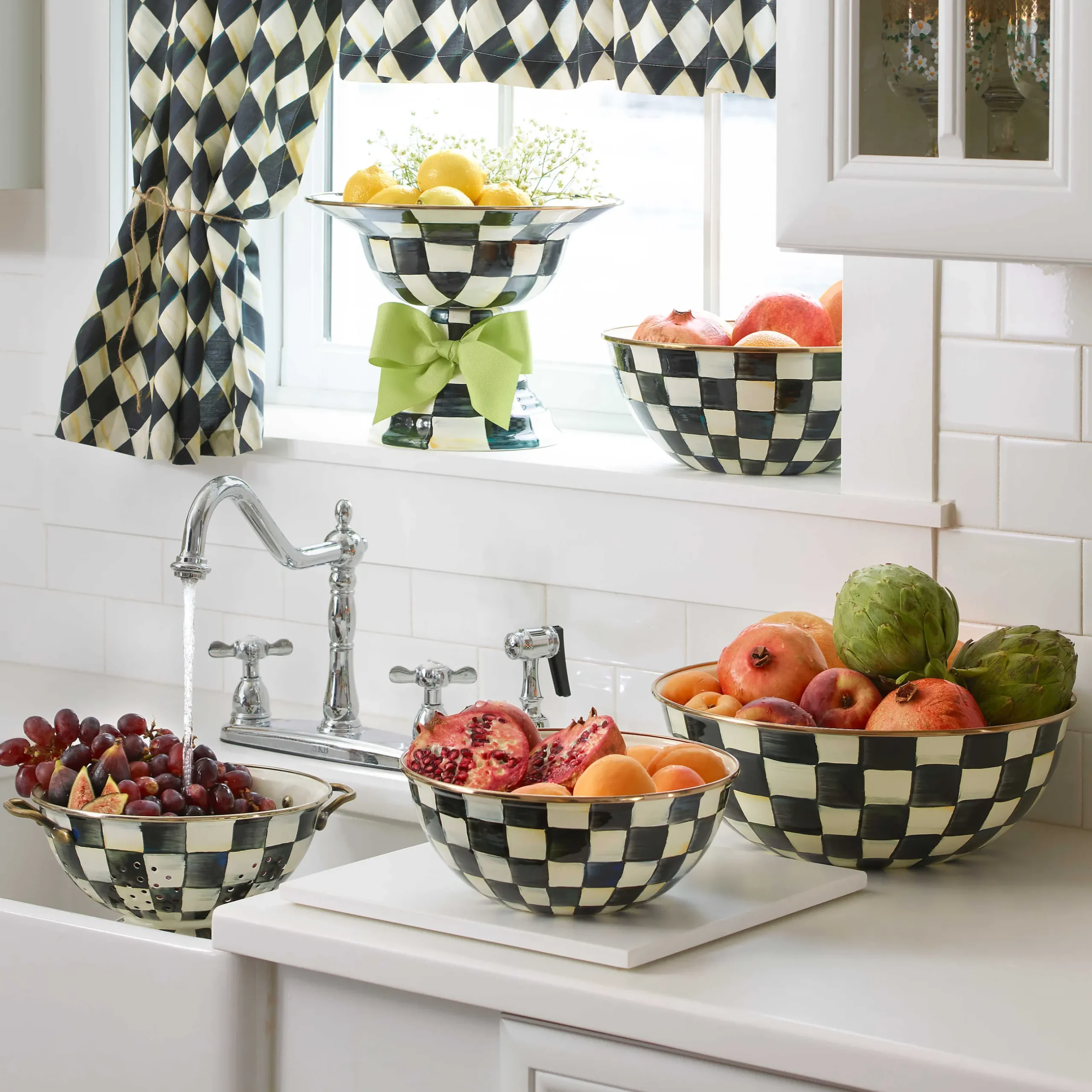 Serveware|MacKenzie-Childs Courtly Check Medium Everyday Bowl