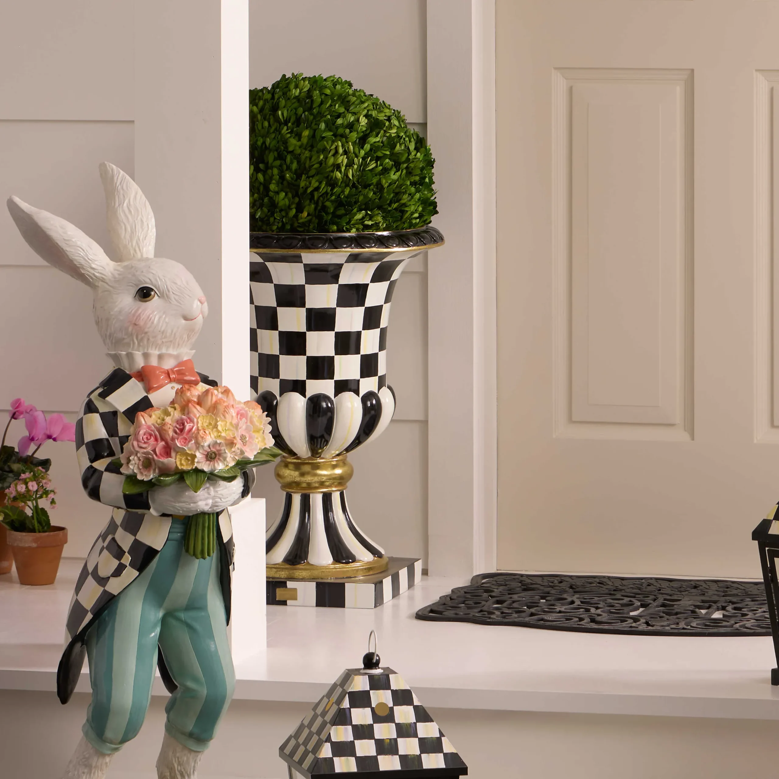 Spring|Outdoor|MacKenzie-Childs Courtly Check Pedestal Urn