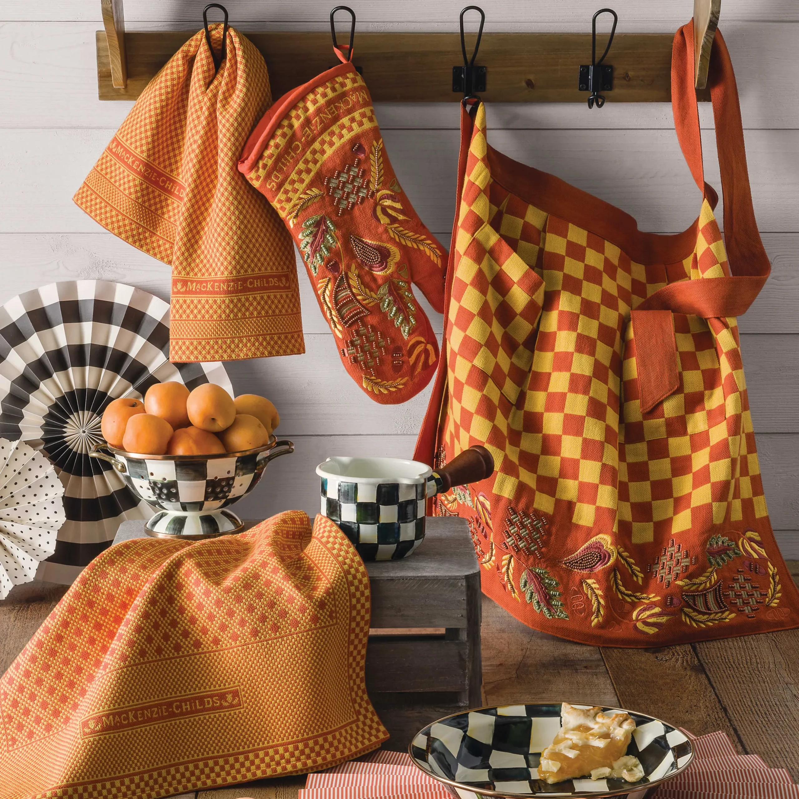 Fall Entertaining|Cookware & Bakeware|MacKenzie-Childs Courtly Check Pie Plate