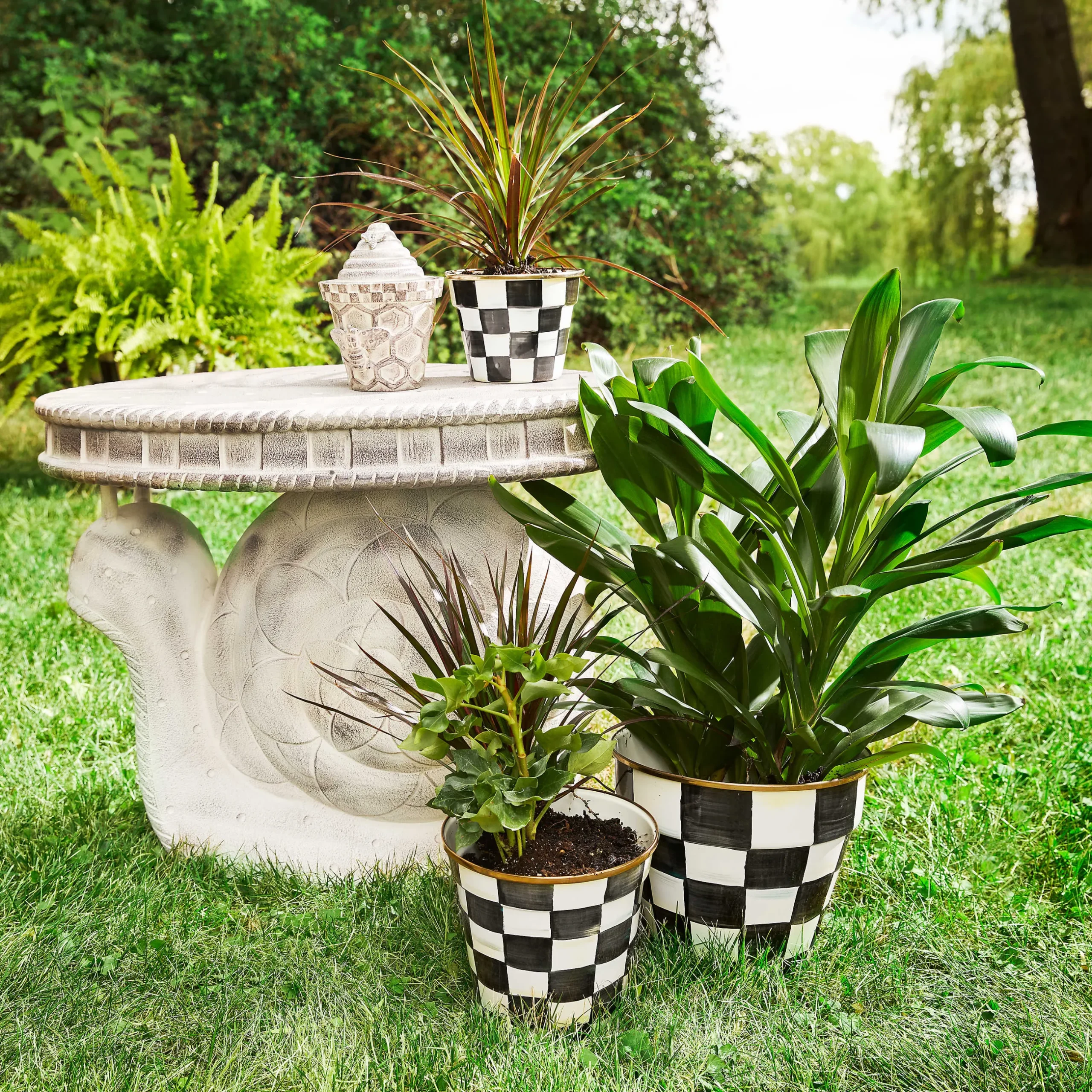 Outdoor|MacKenzie-Childs Garden Snail Table