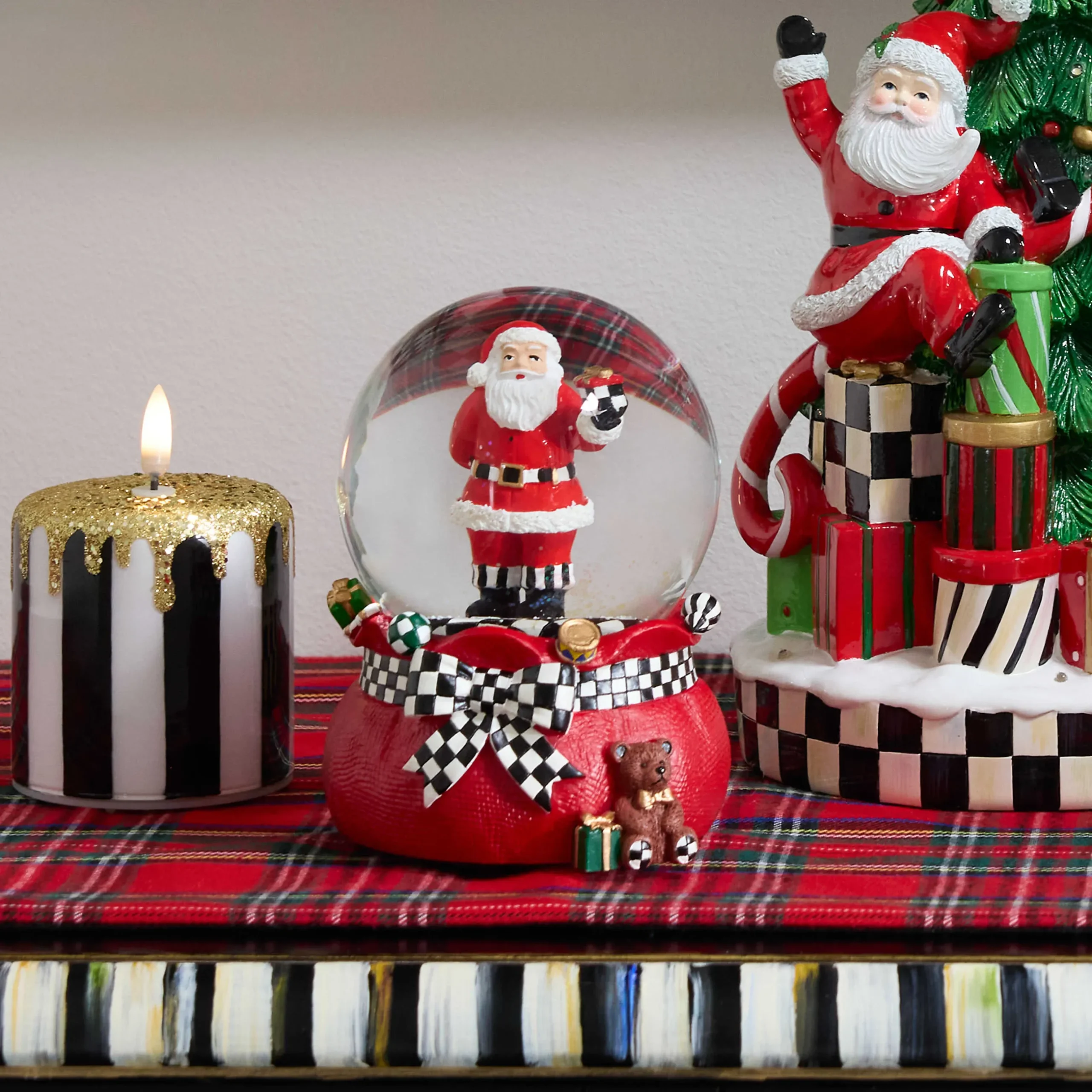 Room Accents|MacKenzie-Childs Gift Giving Santa Snow Globe