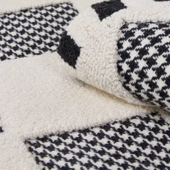 Rugs|MacKenzie-Childs Houndstooth Check Diamond 2'6 x 8' Runner