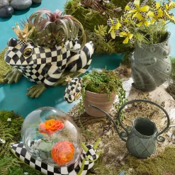 Spring|Outdoor|MacKenzie-Childs Pot Croaker Pot Climber