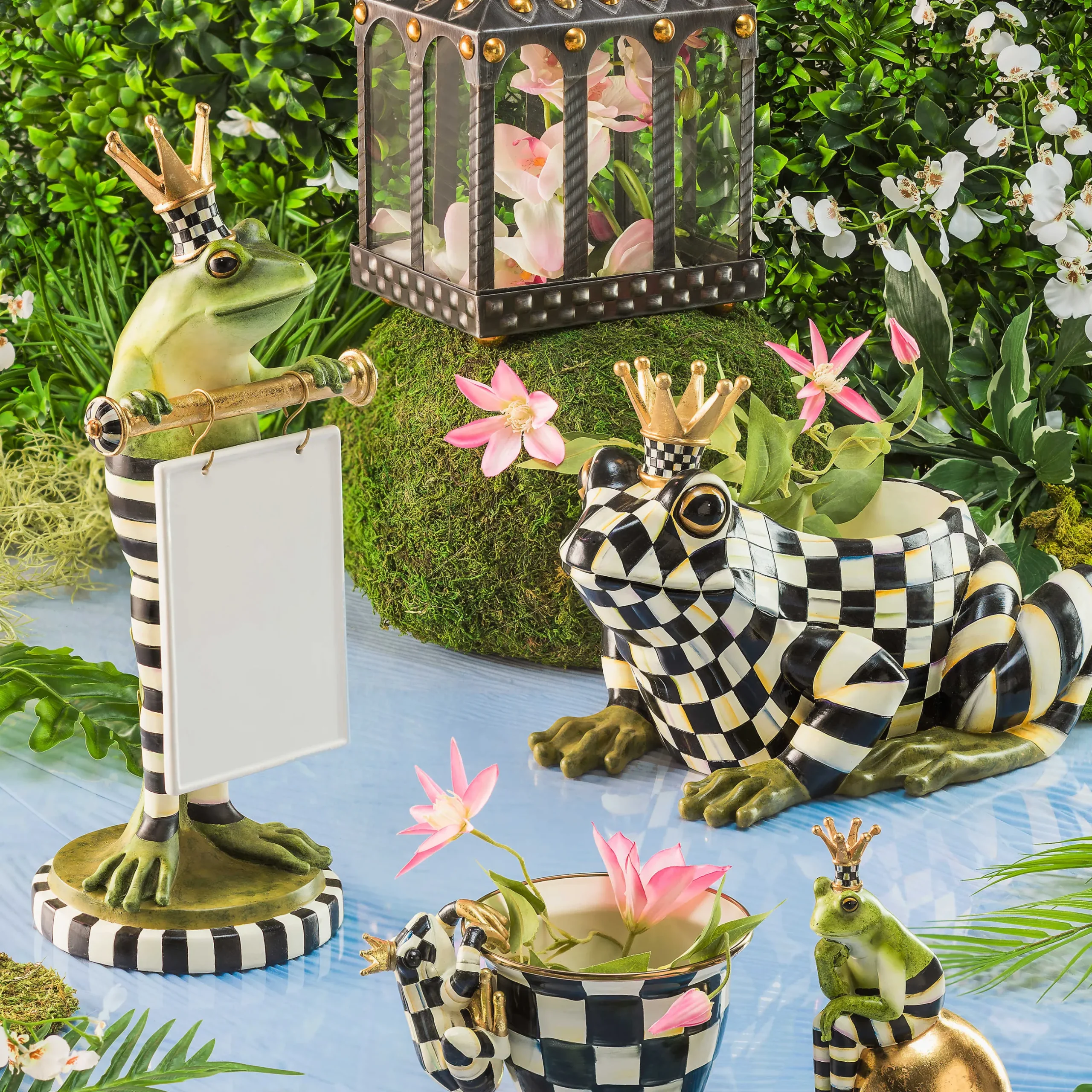 Spring|Outdoor|MacKenzie-Childs Pot Croaker Pot Climber
