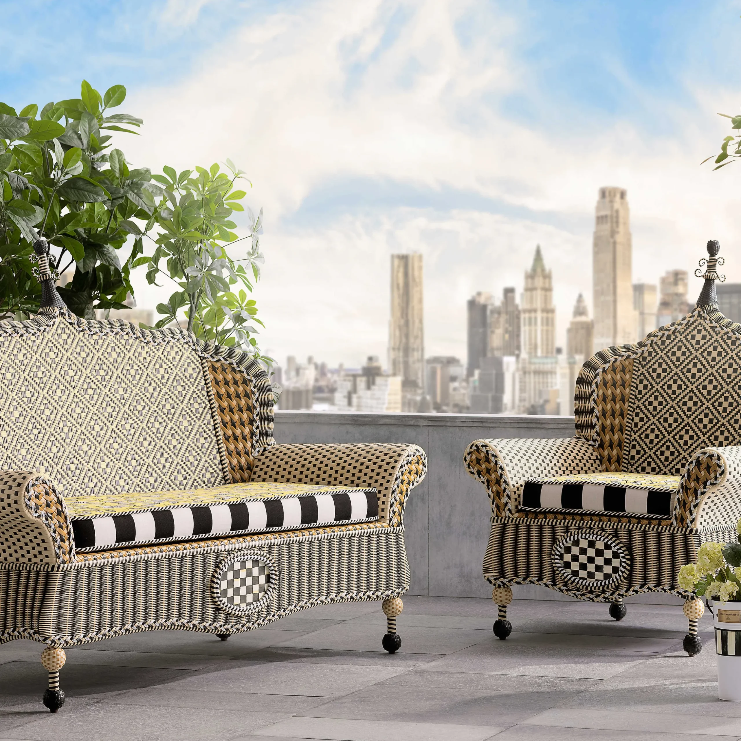 Outdoor|MacKenzie-Childs Queen Bee Courtyard Outdoor Loveseat