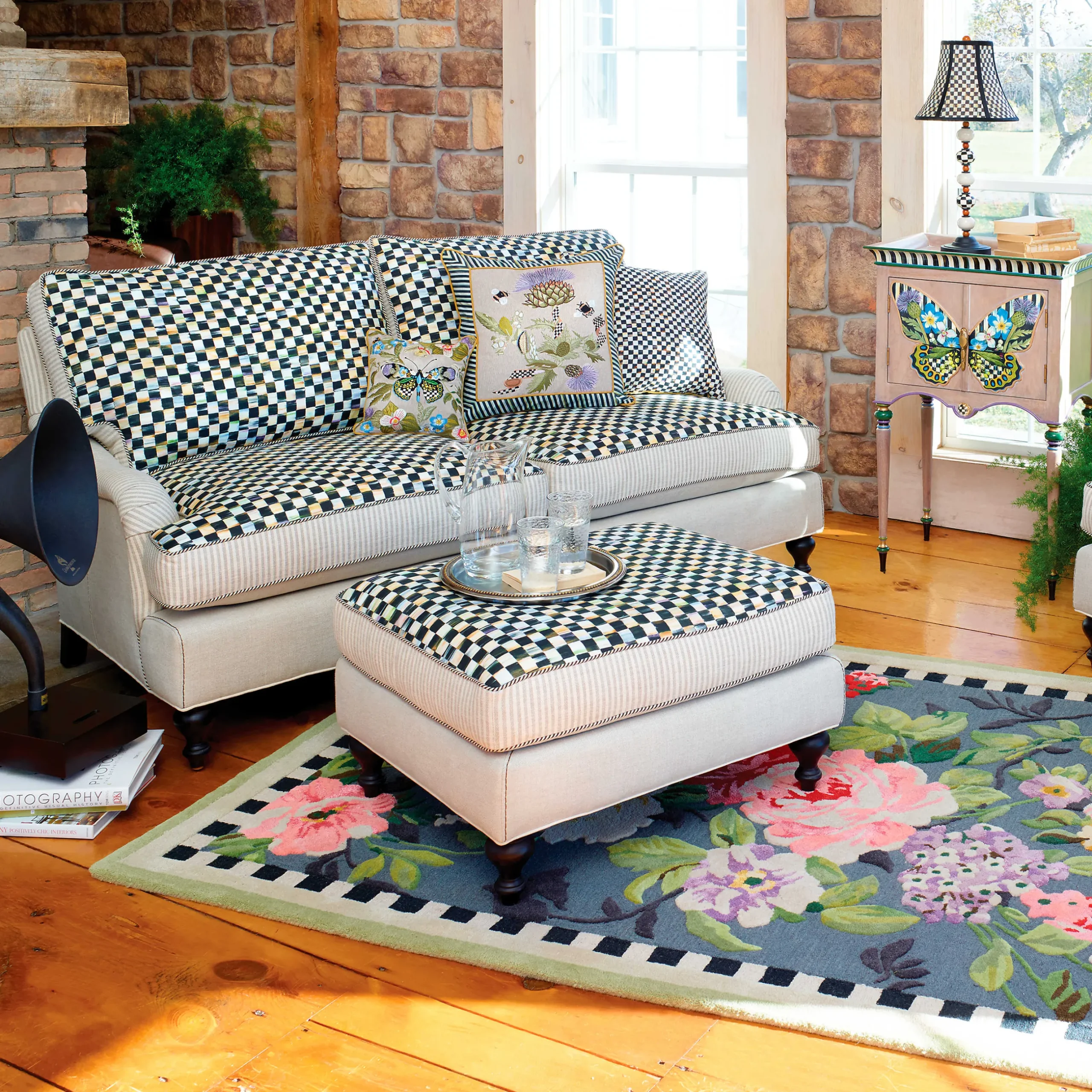Rugs|MacKenzie-Childs Tudor Rose 6' Octagon Rug
