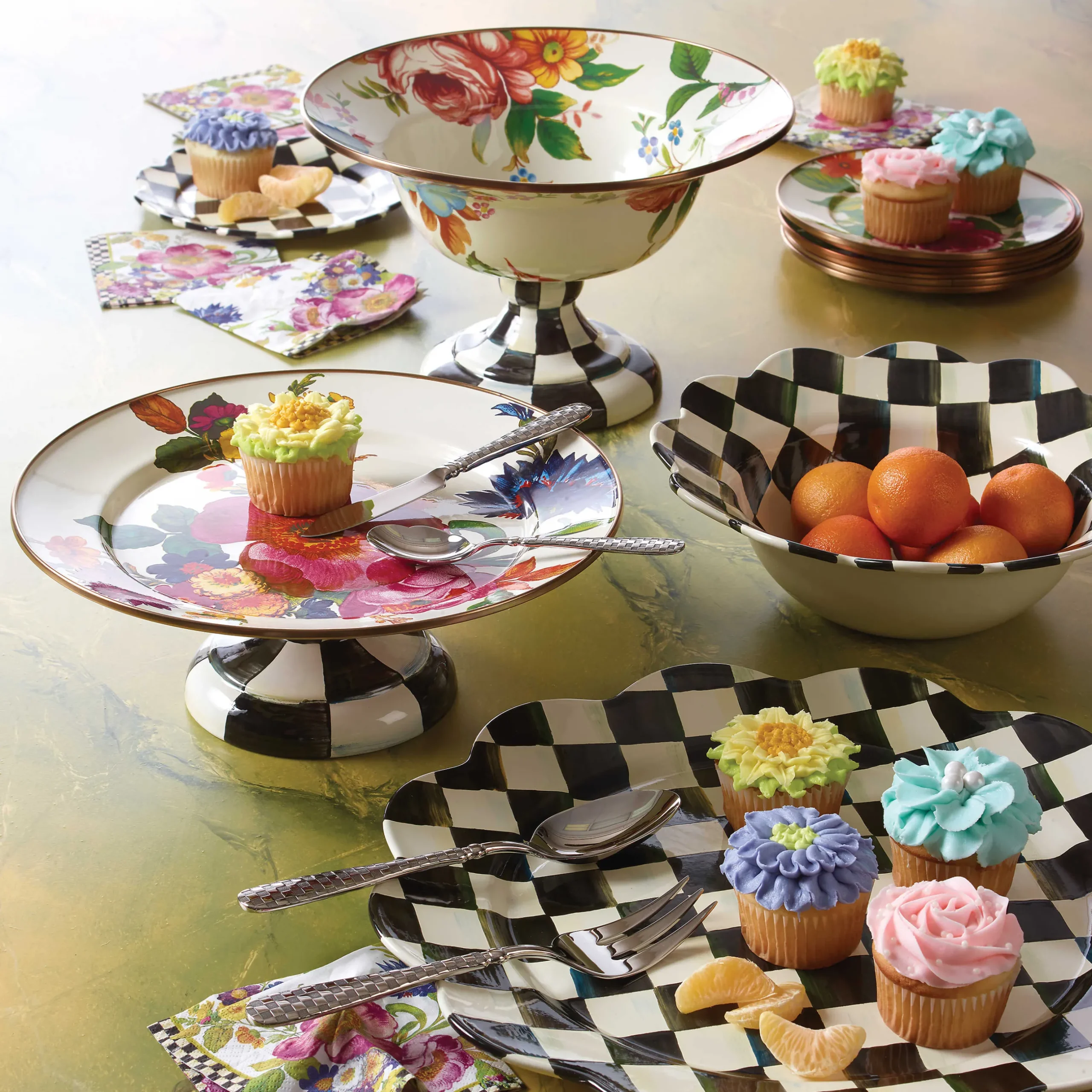 Serveware|MacKenzie-Childs White Flower Market Large Compote